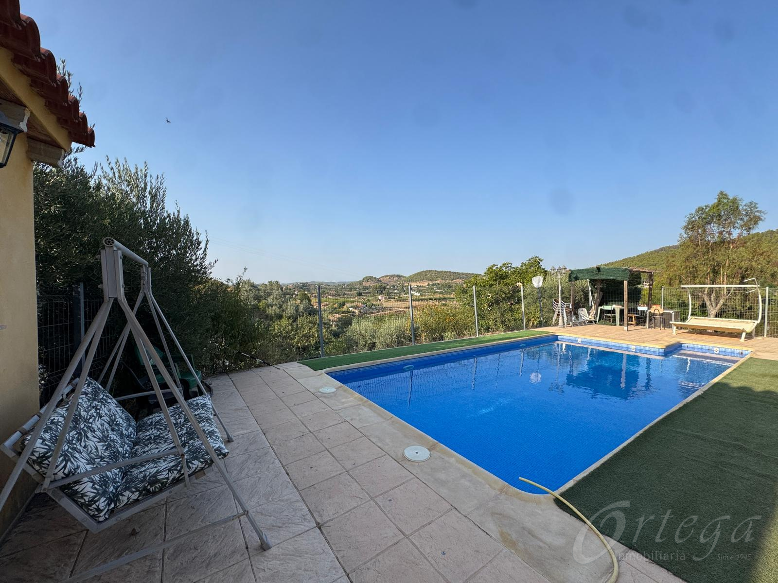 Country House with Pool for Sale in a Charming Location, Ceheg&iacute;n (Murcia)