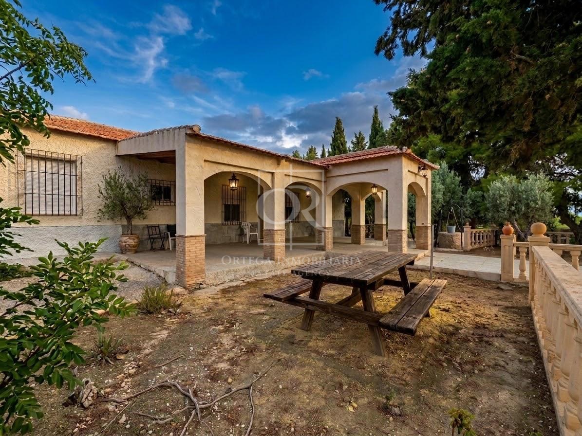 Country House with Pool and Tenis, Caravaca de la Cruz (Murcia)